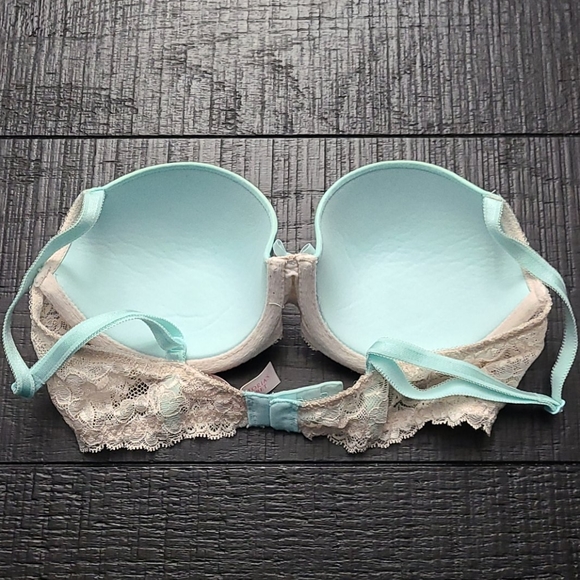 Victoria's Secret Dream Angel Bra - Picture 7 of 7